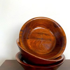 Set of walnut vintage bowls